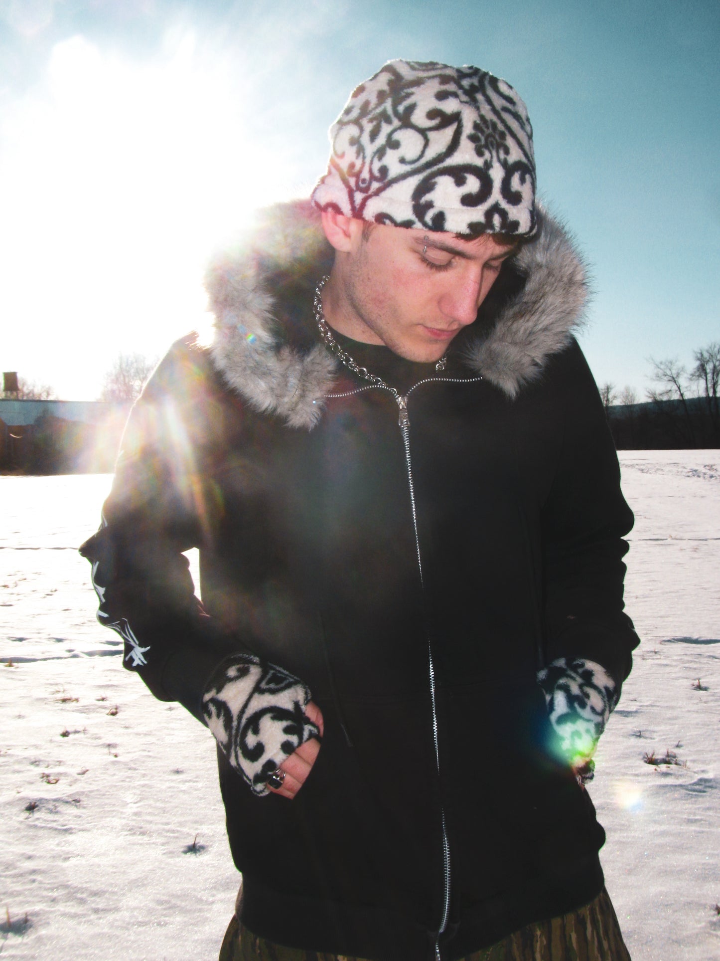 Hylism Fur Zip